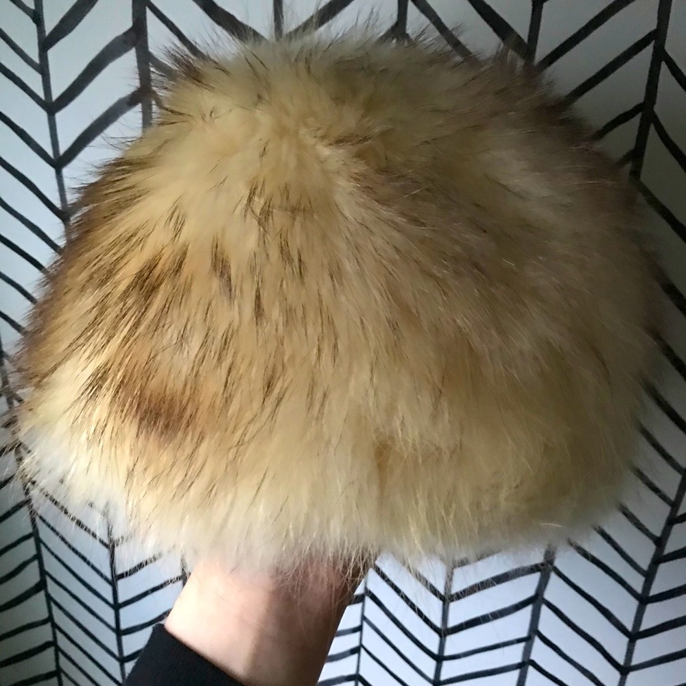 Real Fur Hat - Picture 2 of 3